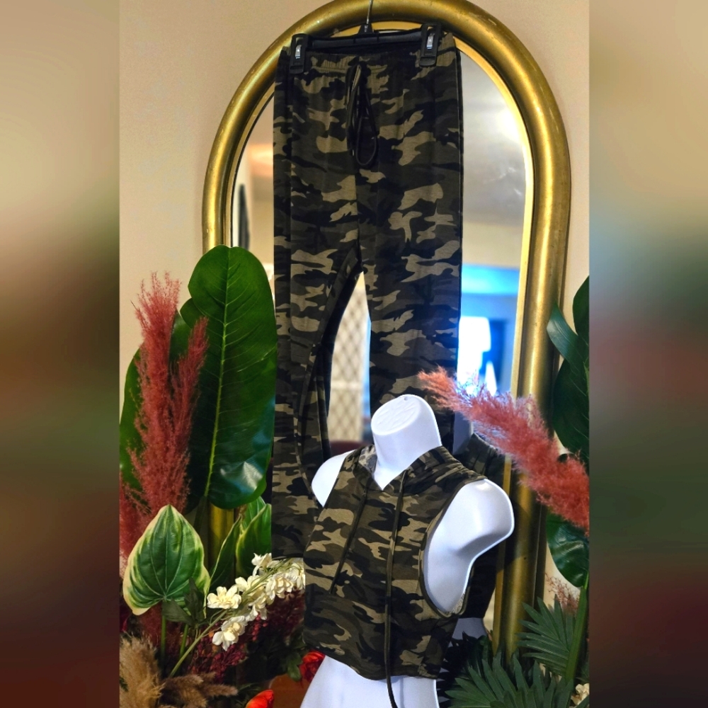 2 Pc Camouflage Set